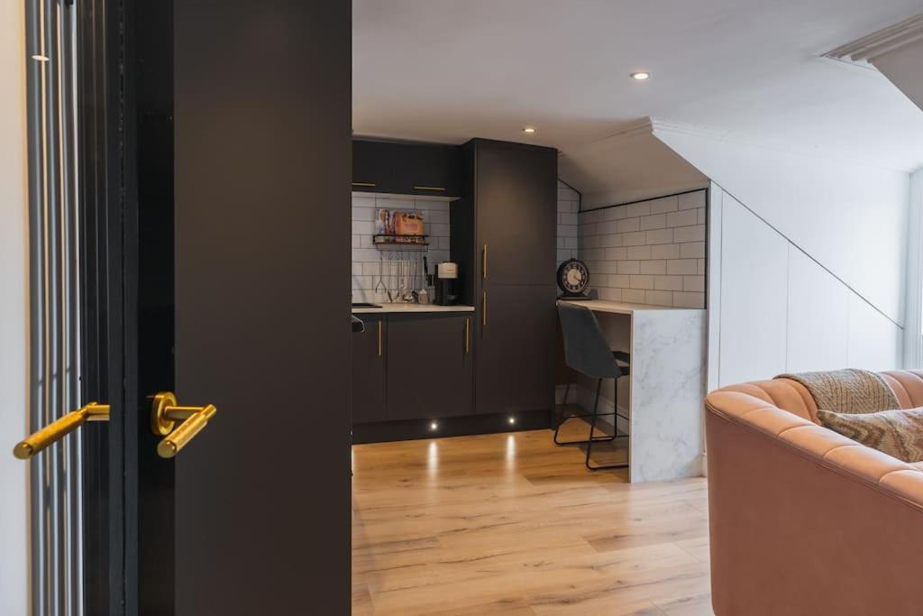 Apartamento The West End Loft - 5* Retreat - Private Parking! Glasgow Exterior foto